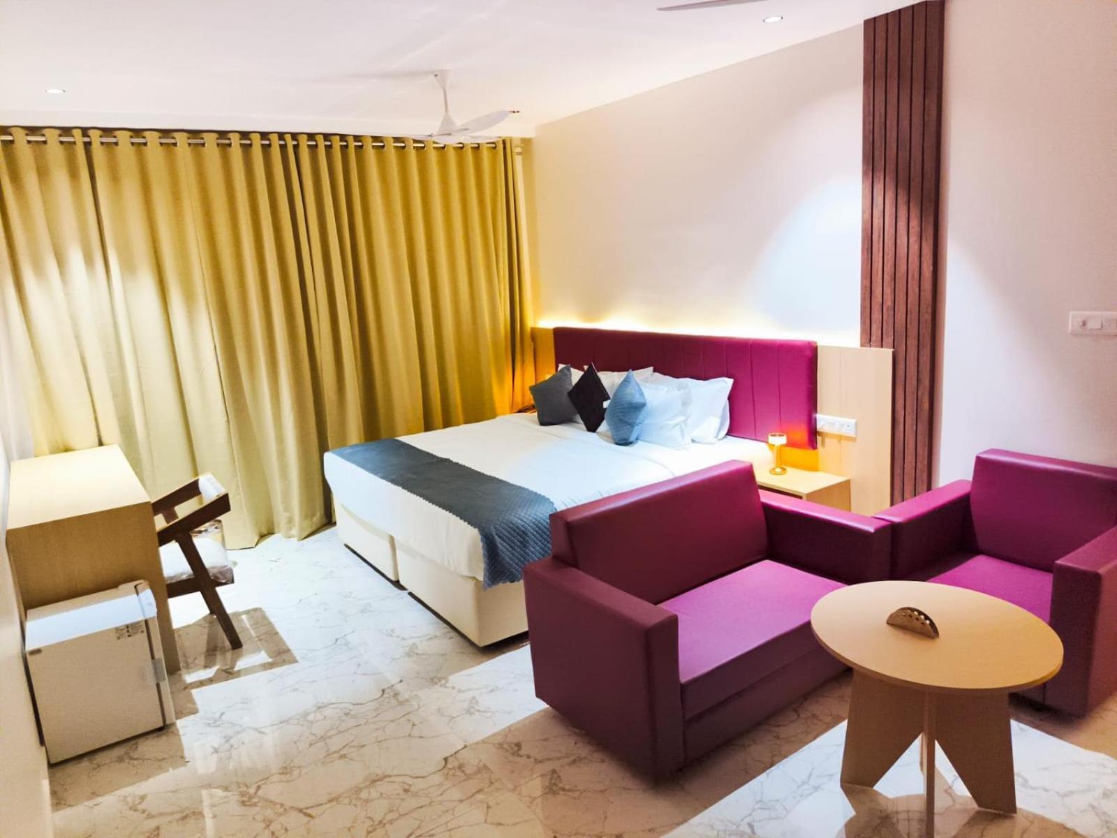 Hotel Meridian Blue Warangal Exterior foto